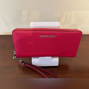 Michael Kors Vibrant Raspberry Jet Set Travel Continental Leather Wristlet